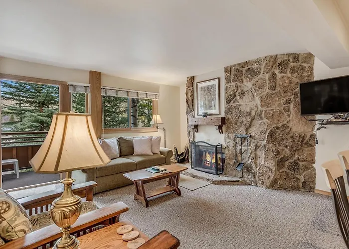 Laurelwood Condominiums 205